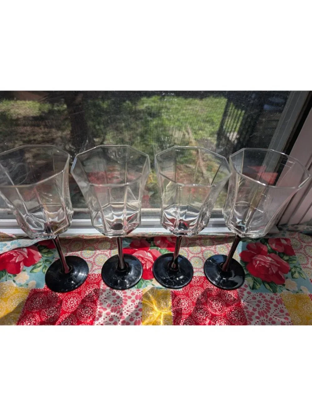 Set of 4 Vintage Octime Pattern Wine Glasses made by Luminarc France 80s MCM